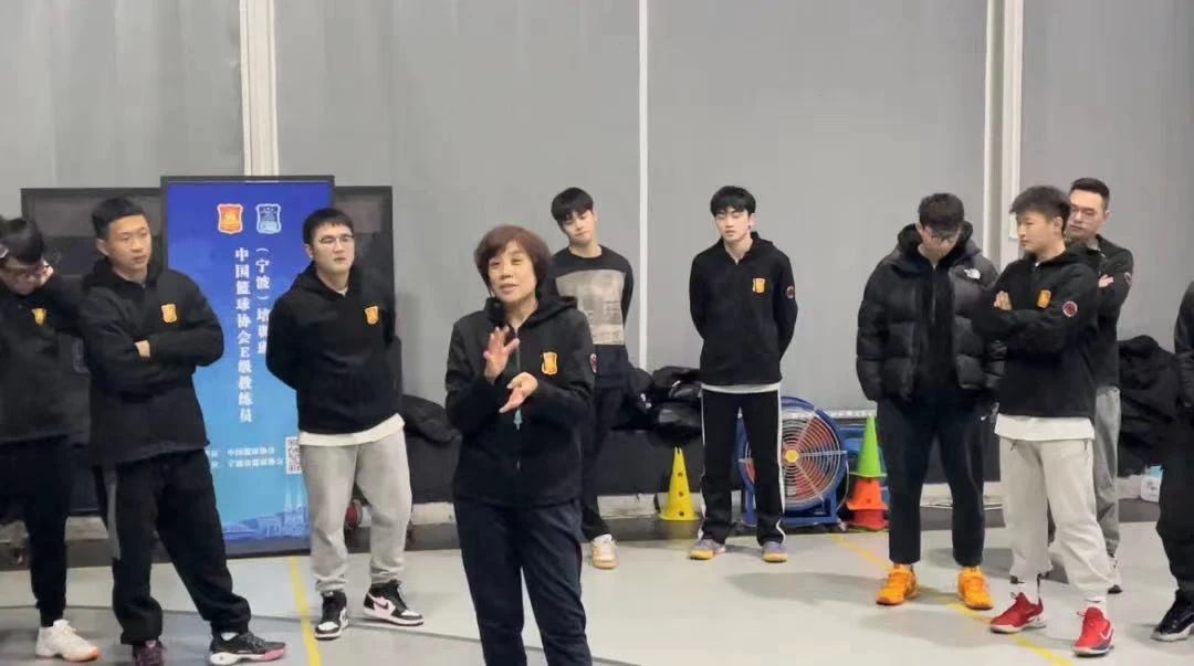 如何利用心理学技巧提高篮球比赛中的专注度_2